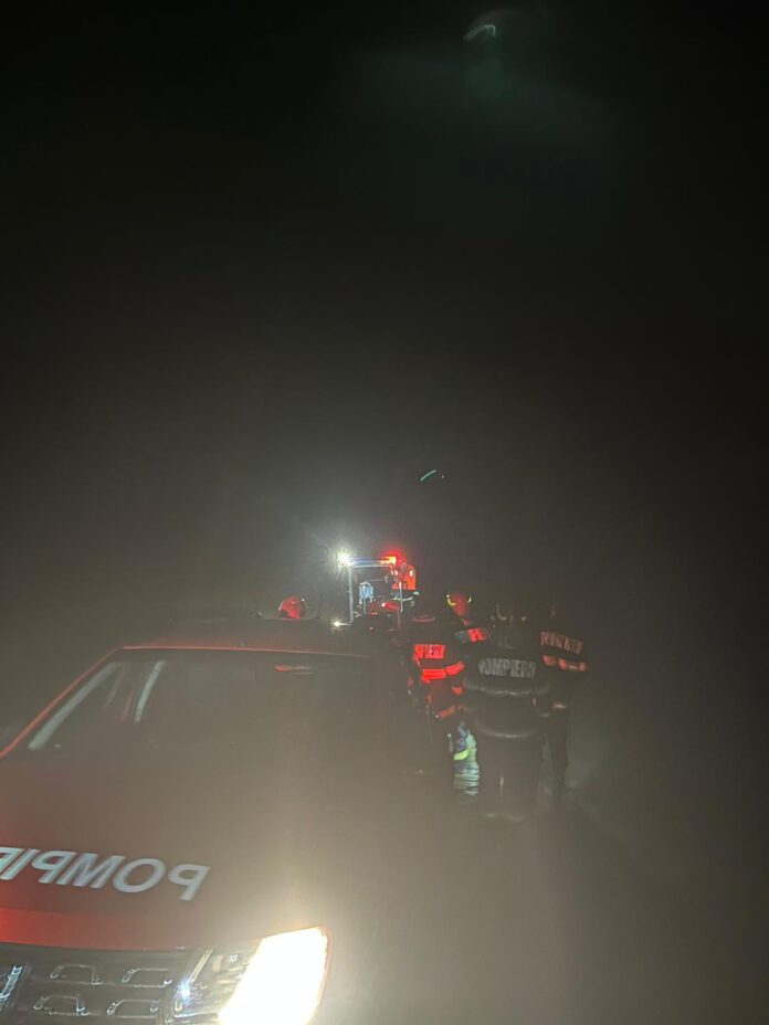 Dolj: Două persoane surprinse de furtună pe Dunăre