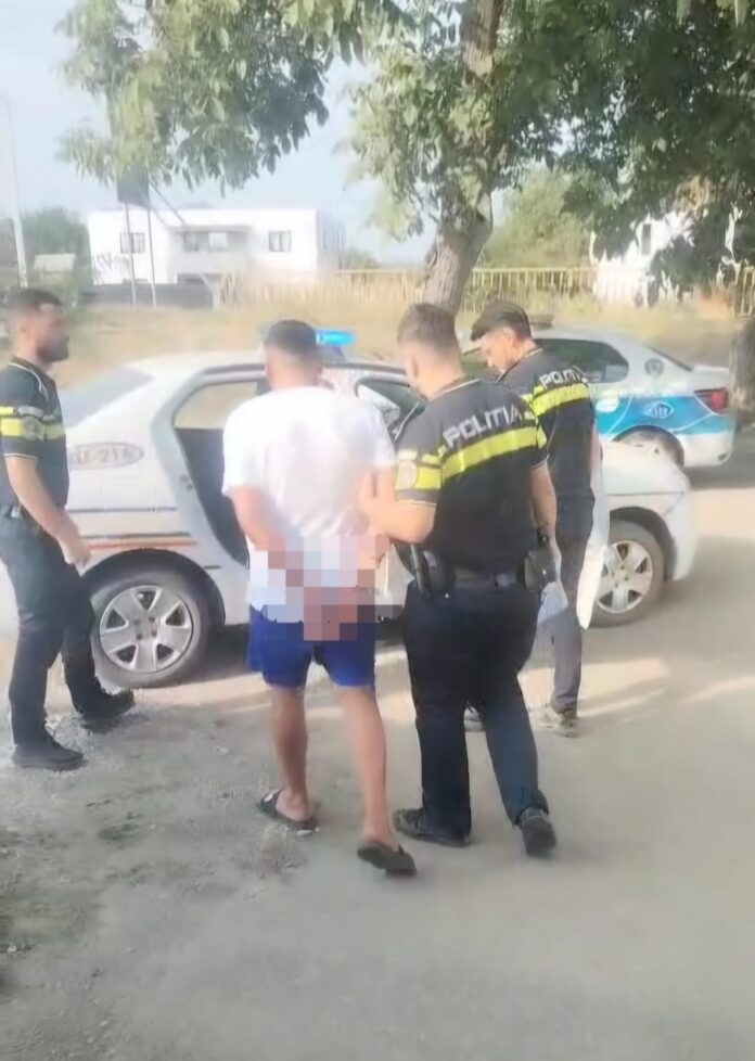 distrugere Bărbat din Rojiște, reținut după ce ar fi dat foc unui imobil al fratelui său